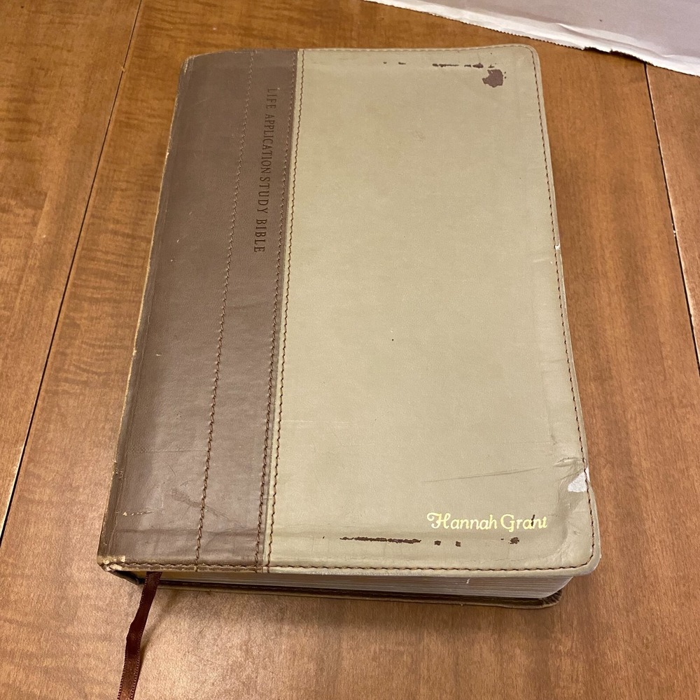Life Application Study Bible Hardcover NLT Tyndale House 9781414363349